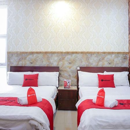 Reddoorz Plus Near Mien Tay Bus Station 2 Ho-Chi-Minh-Stadt Exterior foto