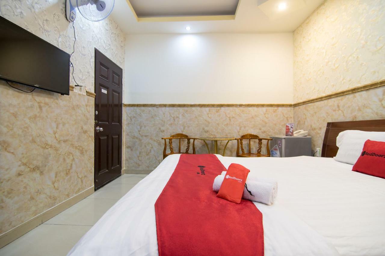 Reddoorz Plus Near Mien Tay Bus Station 2 Ho-Chi-Minh-Stadt Exterior foto