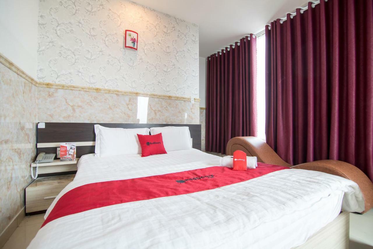 Reddoorz Plus Near Mien Tay Bus Station 2 Ho-Chi-Minh-Stadt Exterior foto
