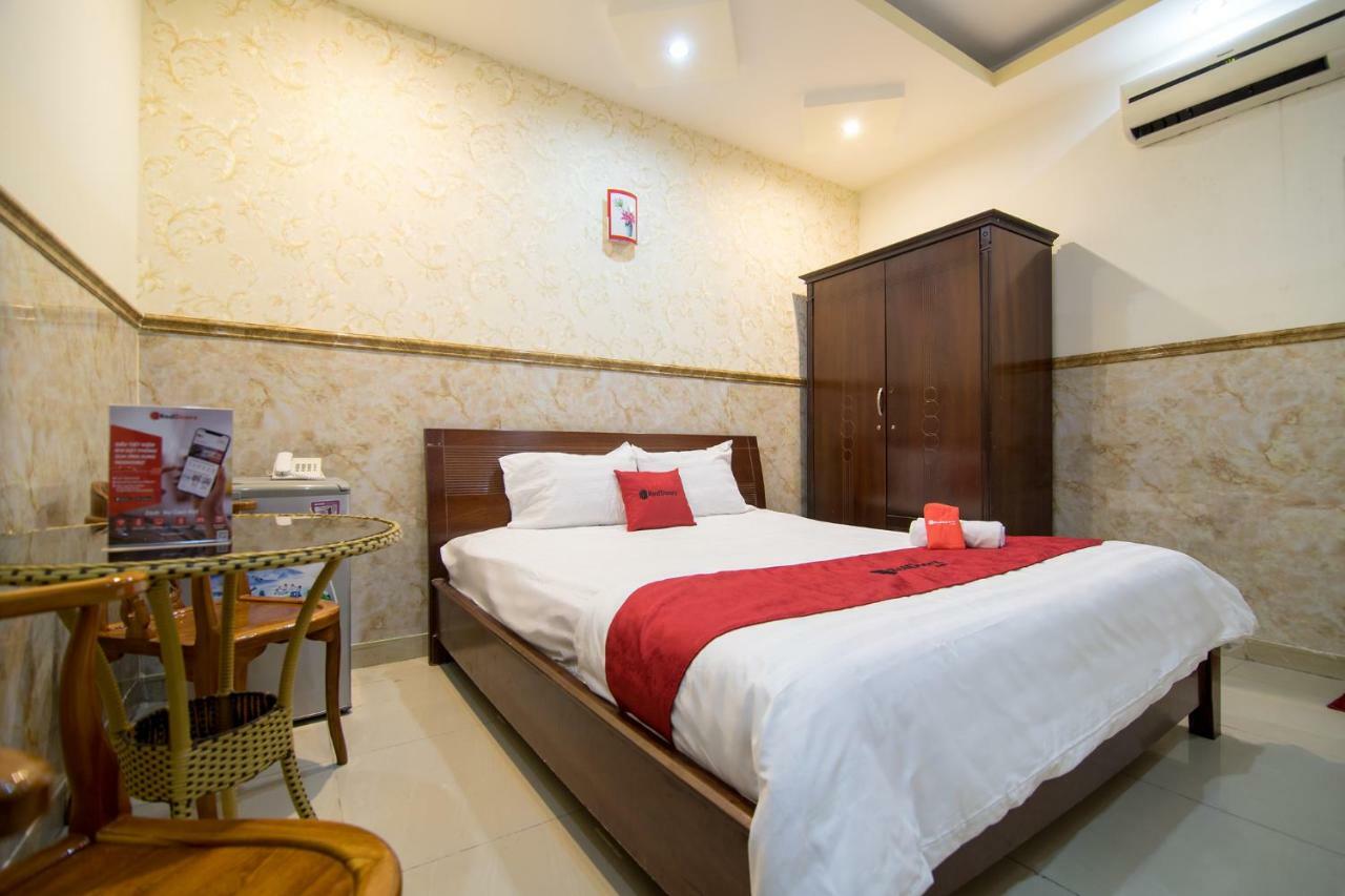 Reddoorz Plus Near Mien Tay Bus Station 2 Ho-Chi-Minh-Stadt Exterior foto